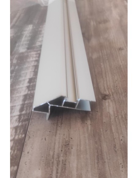 PERFIL ALTILLO ALUMINIO 2,10M (con ranura, varios colores)