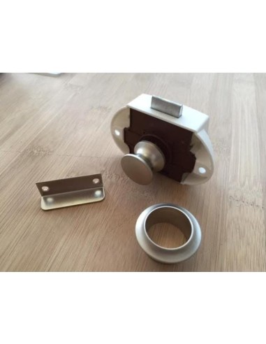 Cierre para puertas con pulsador...